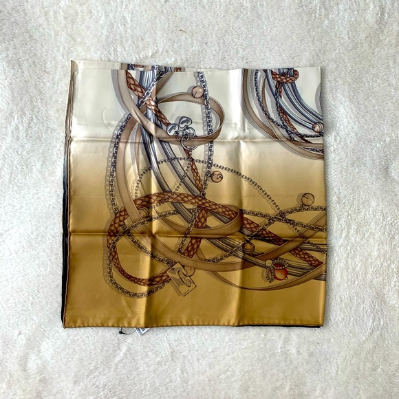 NWT Authentic Gucci Bi-Color Ribbon Prints Scarf - Picture 6 of 6